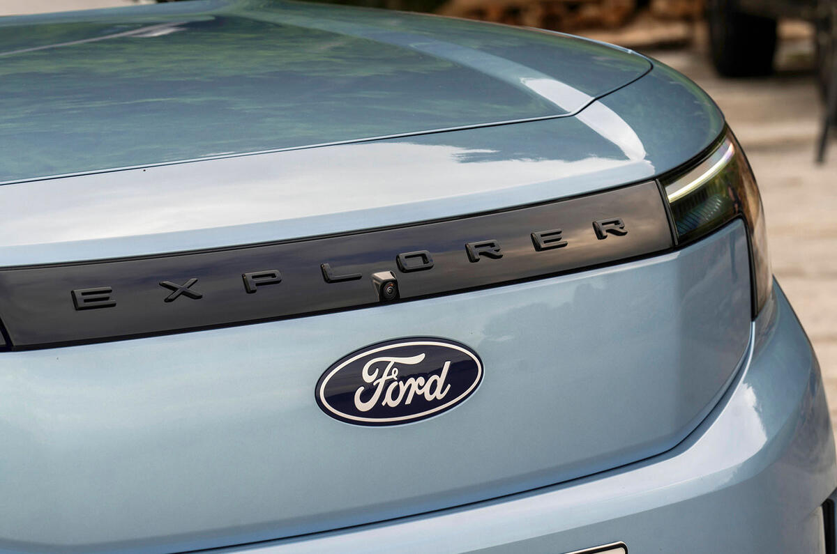 ford explorer review 2024 04 badge ford explorer review 2024 04 badge