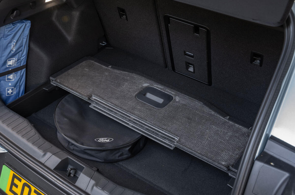ford explorer review 2024 13 boot ford explorer review 2024 13 boot