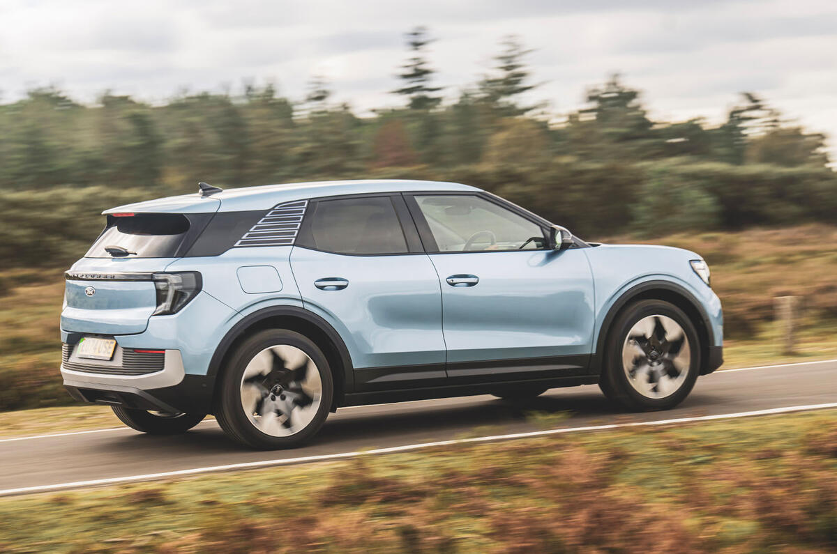 ford explorer review 2024 18 rear panning ford explorer review 2024 18 rear panning