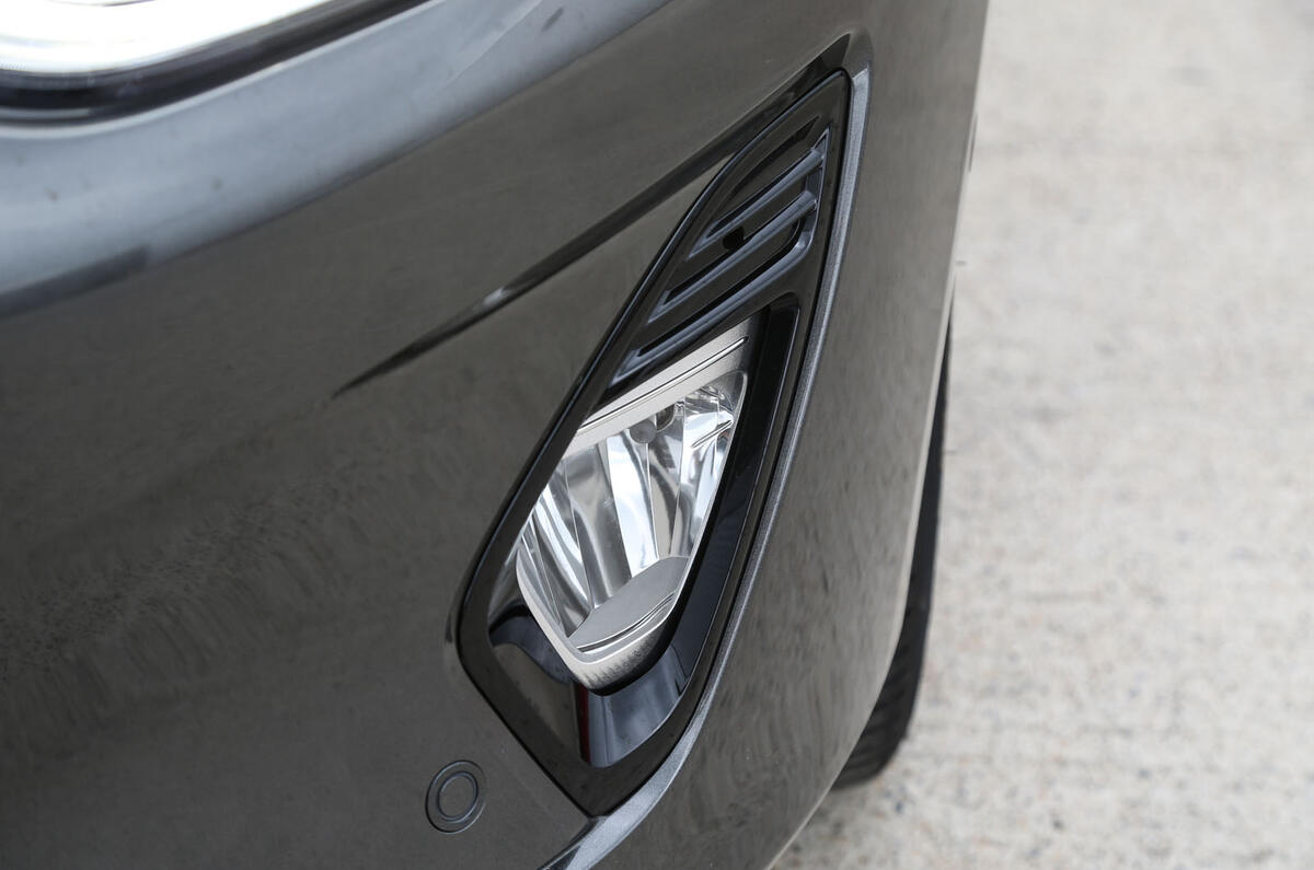 Ford Fiesta foglight