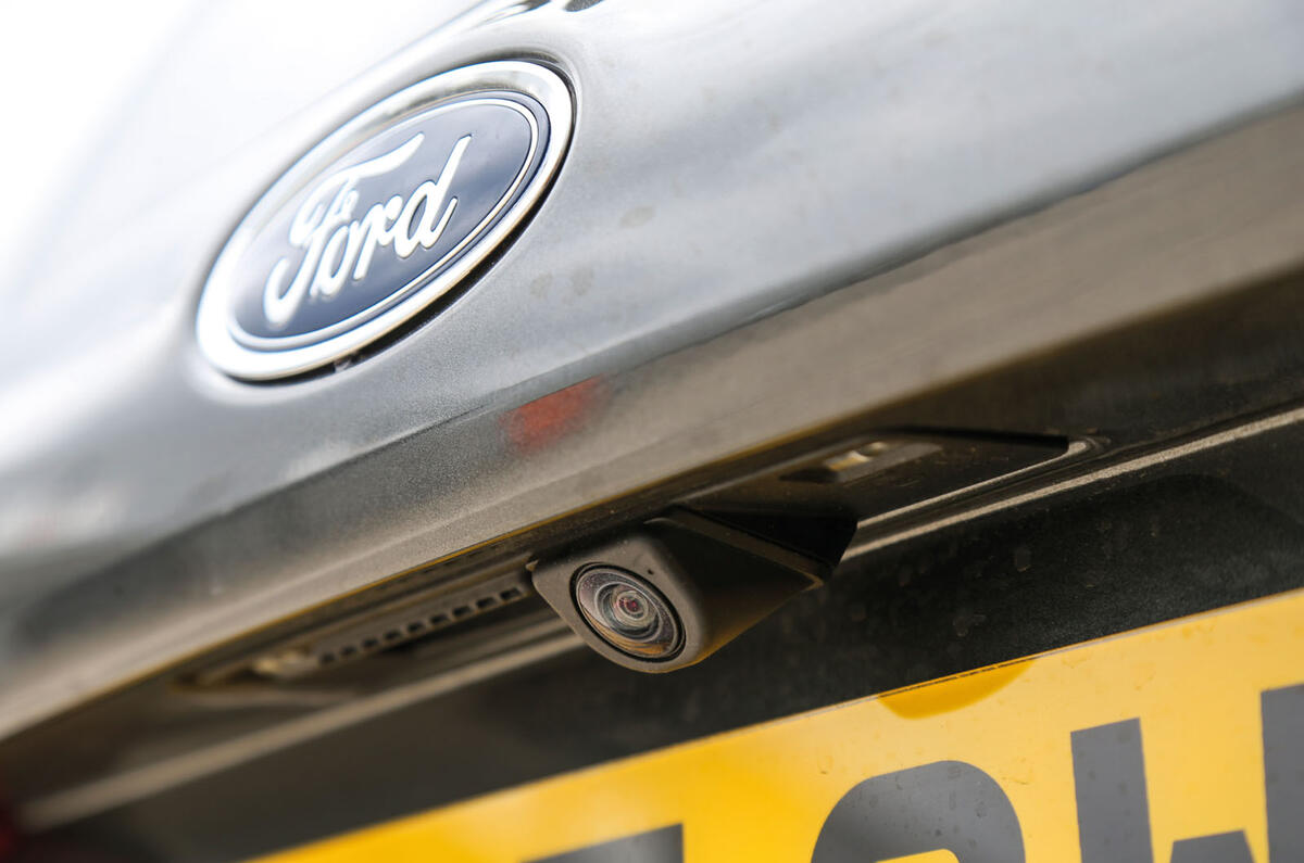 Ford Fiesta rear view camera