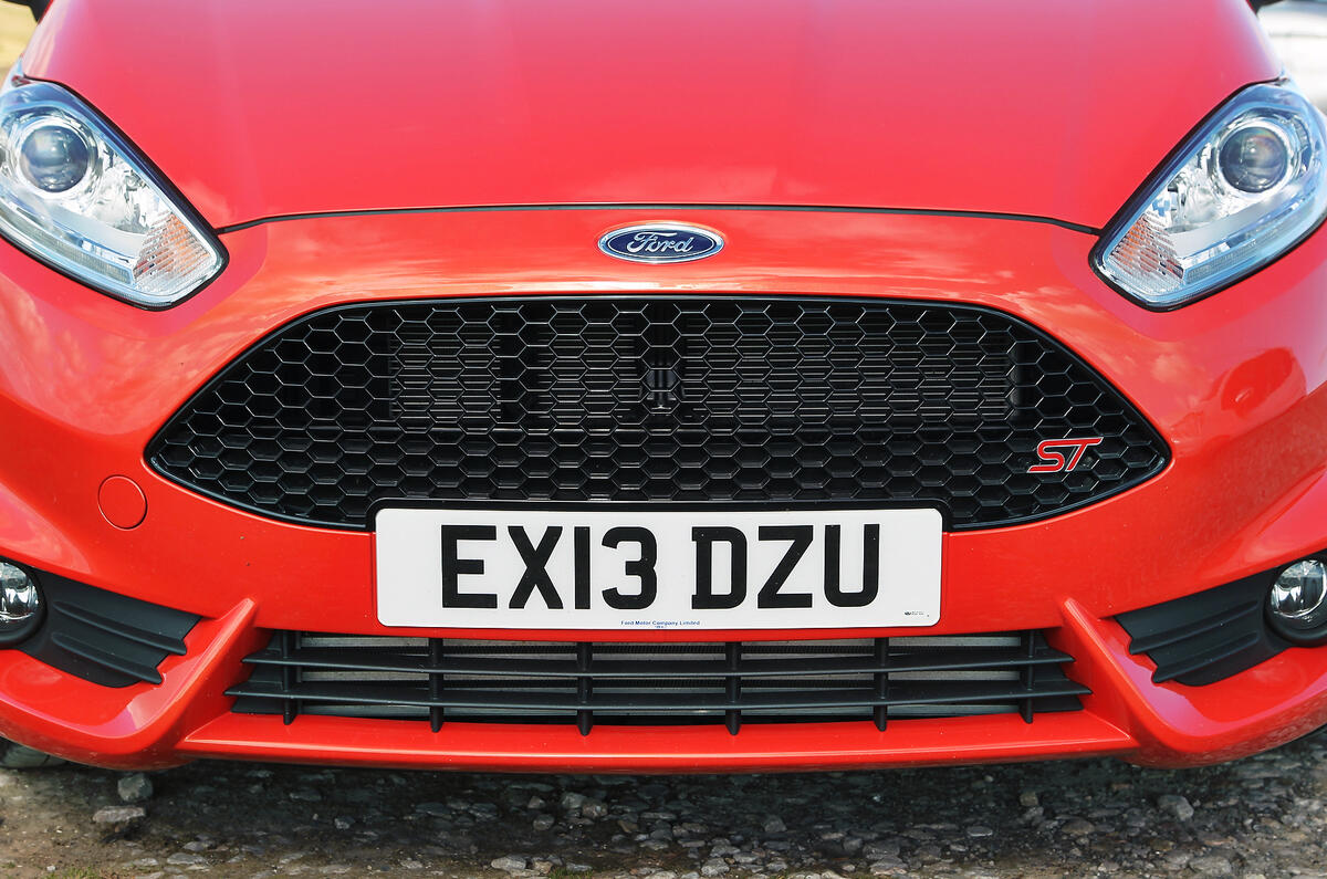 Ford Fiesta ST front grille