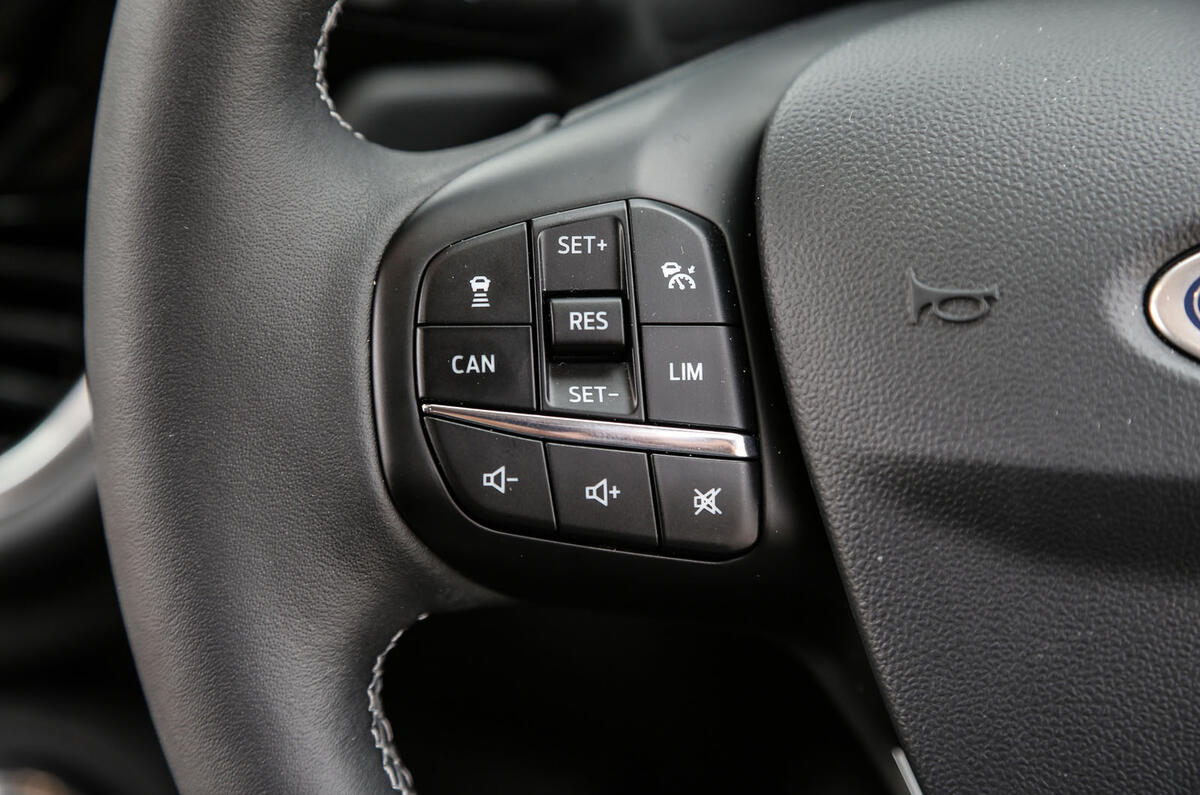 Ford Fiesta steering wheel controls