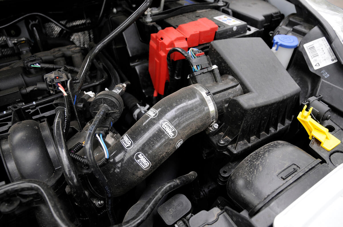 Fiesta Zetec S Mountune engine