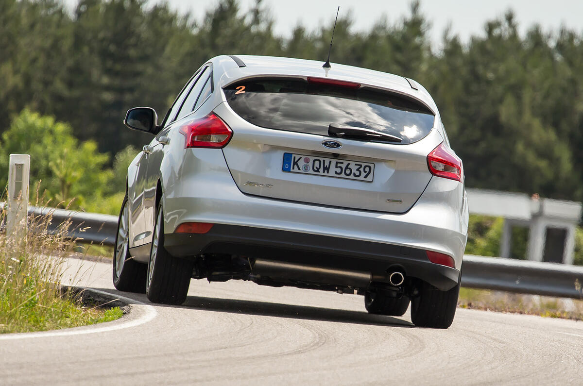 no title Ford Focus facelift - development ride