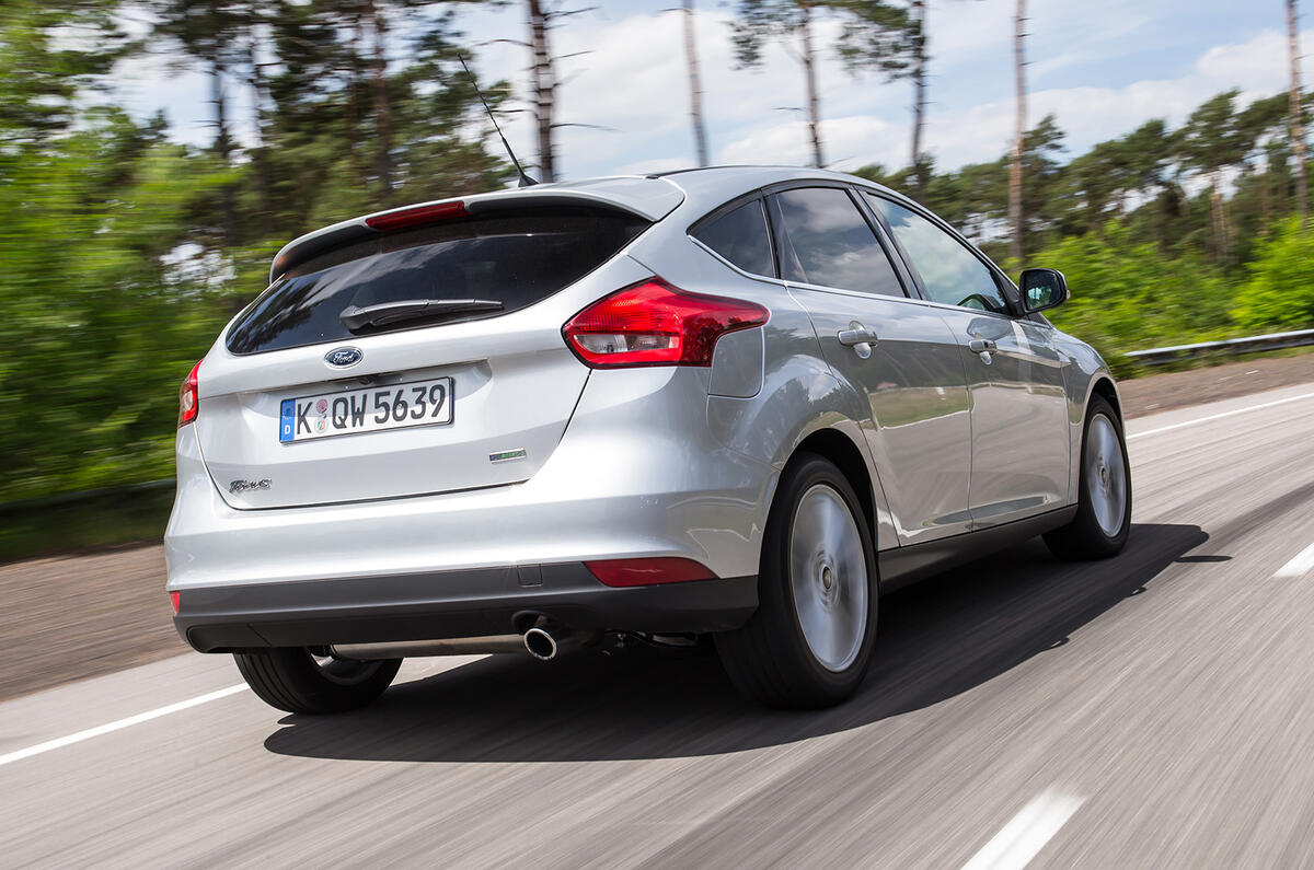 no title Ford Focus facelift - development ride