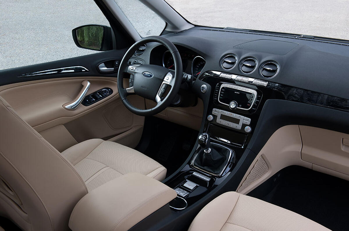 no title Ford revises S-Max and Galaxy