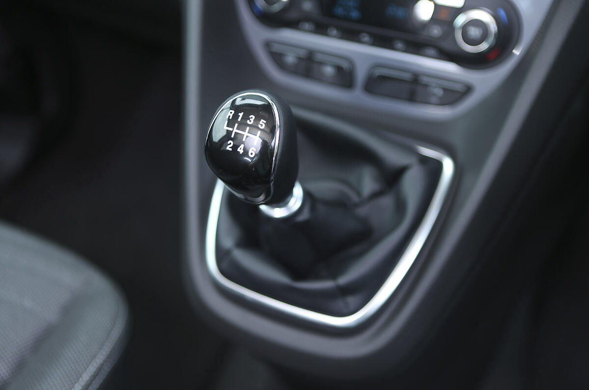 Grand Tourneo Connect manual gearbox