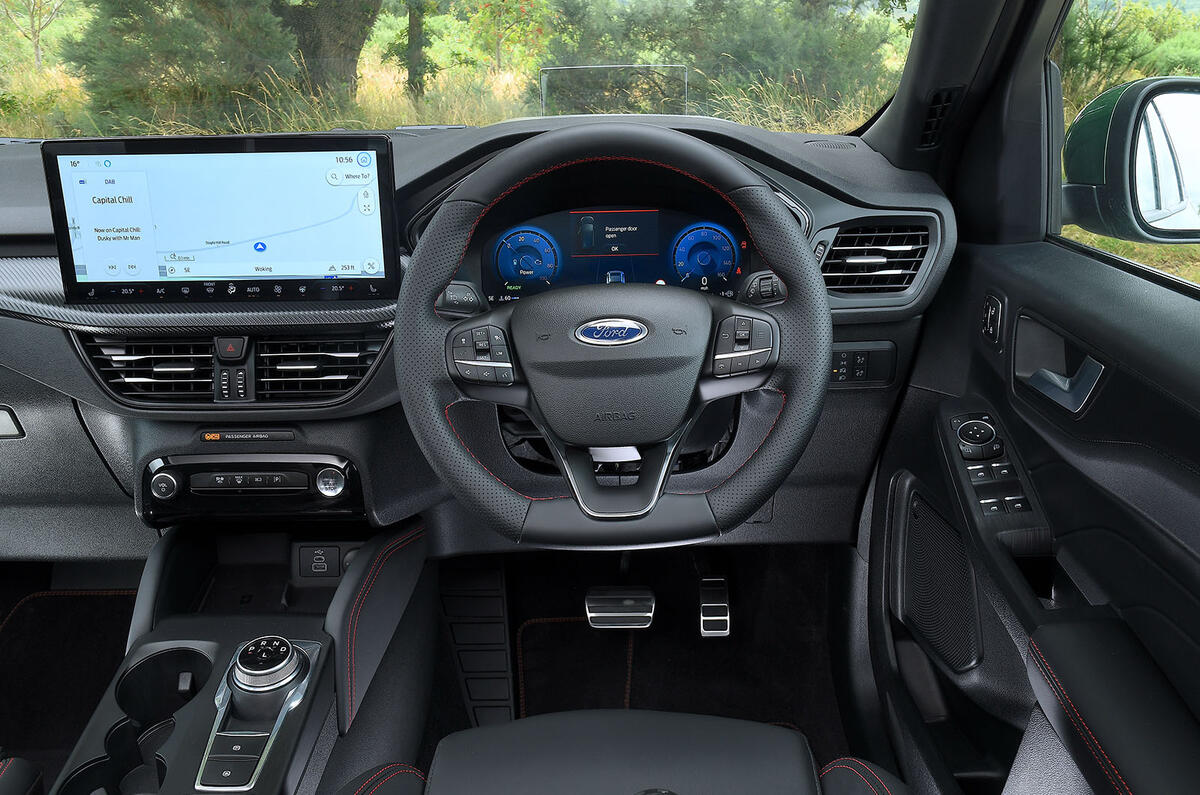 Ford Kuga hydrid S line 2024 interior dashboard Ford Kuga hydrid S line 2024 interior dashboard