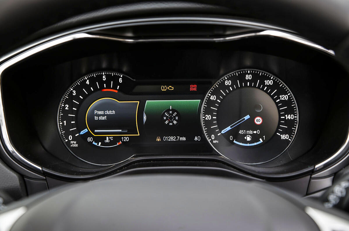 Ford Mondeo instrument cluster