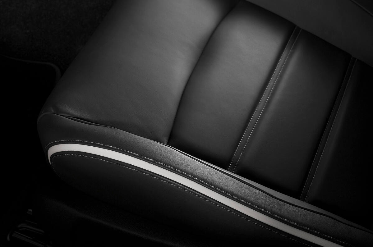 Ford Mondeo leather seats