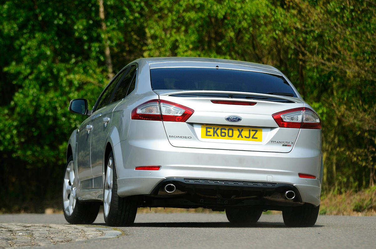Ford Mondeo rear cornering