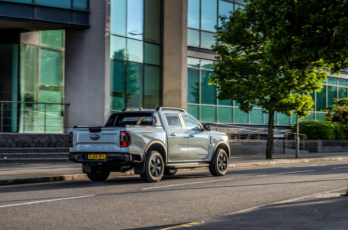 Ford Ranger PHEV review 2025 45