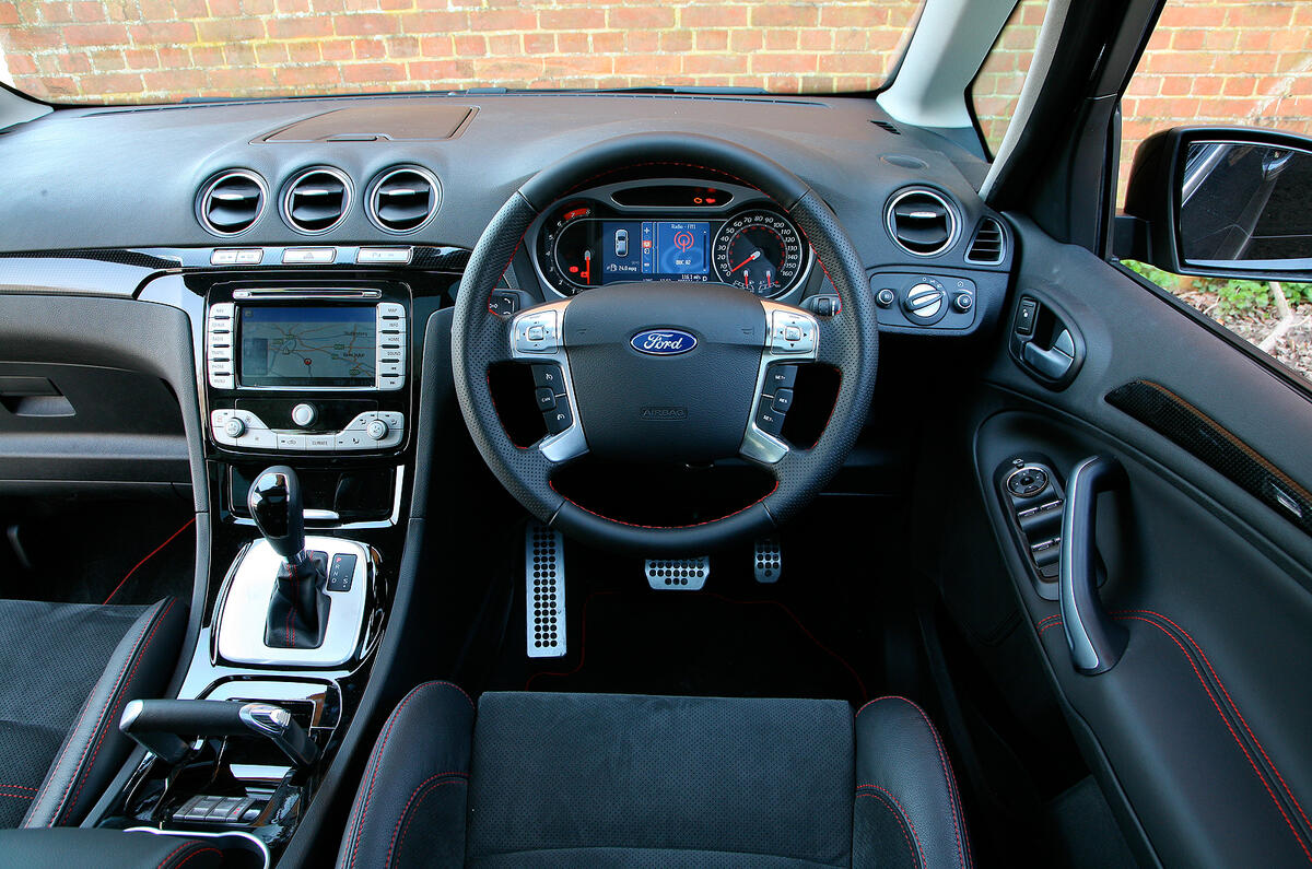 The ergonomics in the S-Max are very good Ford S-Max dashboard