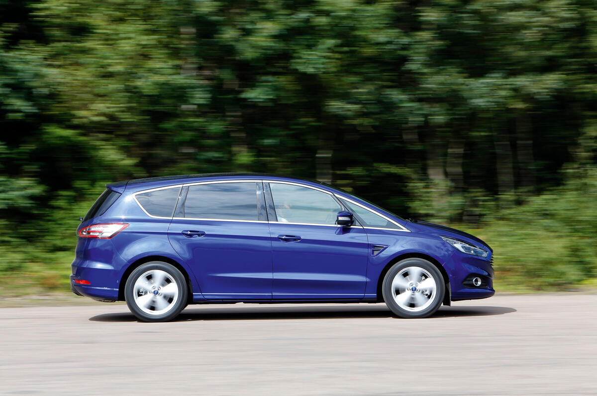Ford S-Max side profile
