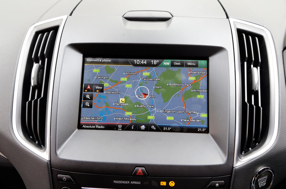 Ford S-Max infotainment system
