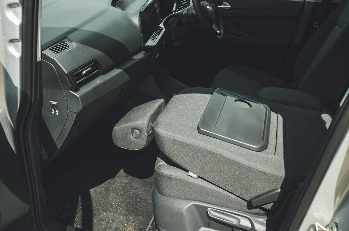 Ford Tourneo Connect avis 2025 017 