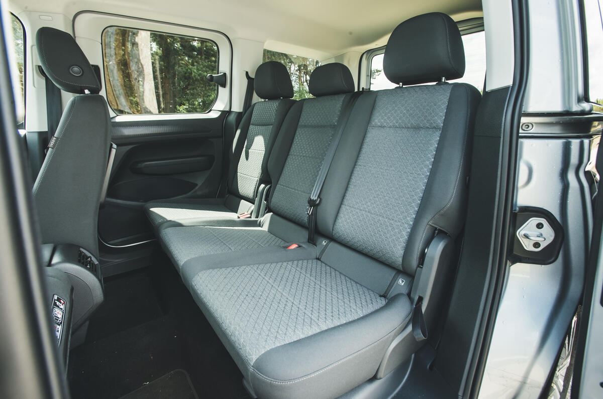 Ford Tourneo Connect avis 2025 019 