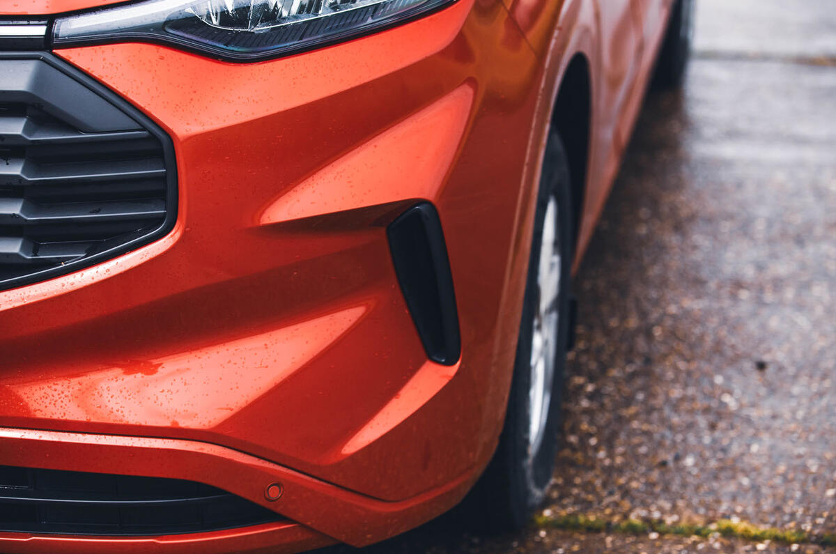 ford transit custon review 2024 05 bumper intakes