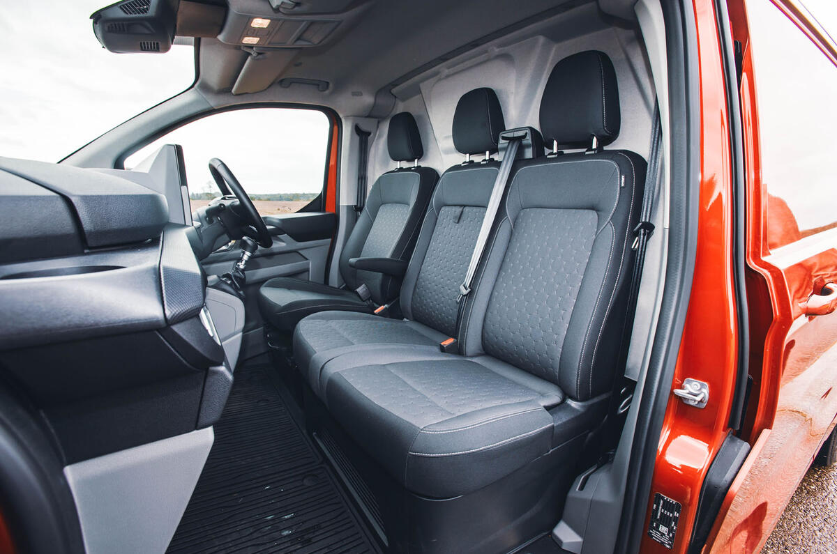 ford transit custon review 2024 20 front seats