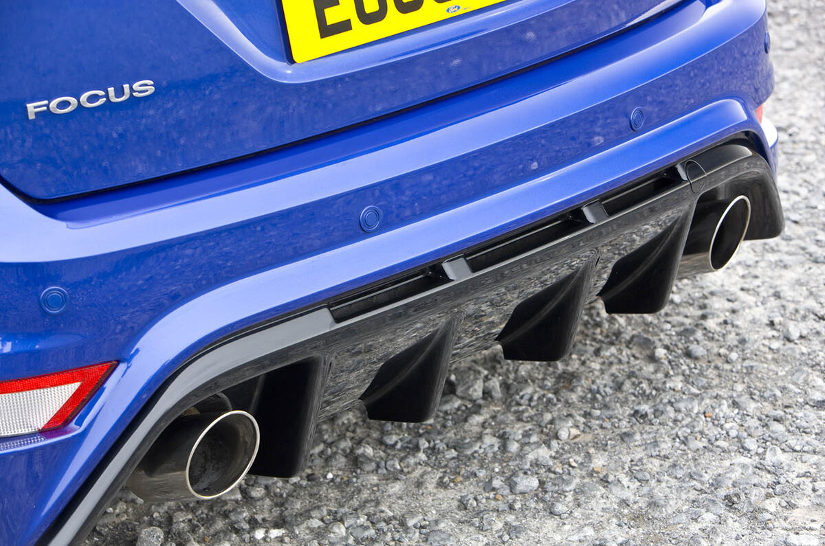 Ford Focus RS exhausts Ford Focus RS exhausts