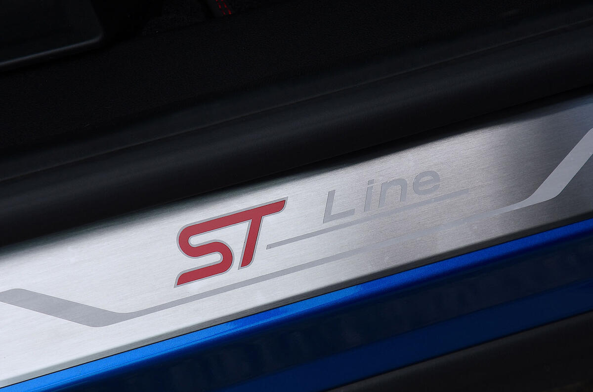 Ford Puma kickplate