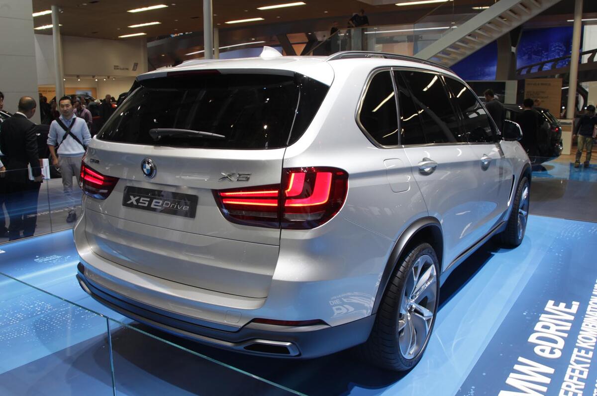 Frankfurt motor show 2013: BMW Concept X5 eDrive
