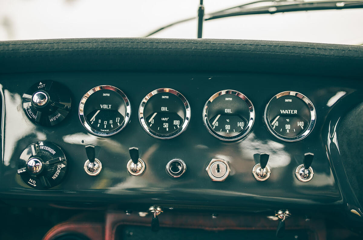 Frontline MGB review 2025 098 Frontline MGB review 2025 098