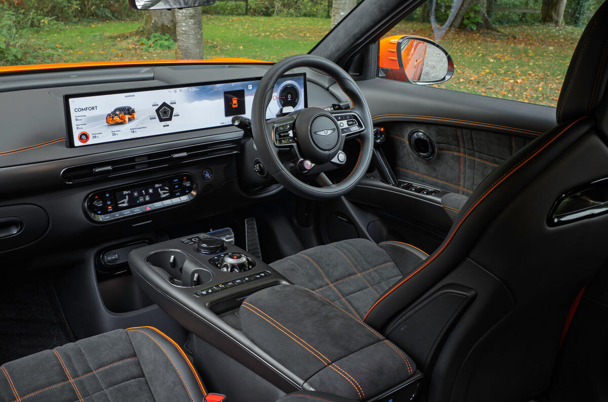 Genesis GV6 Magma review 2026 009