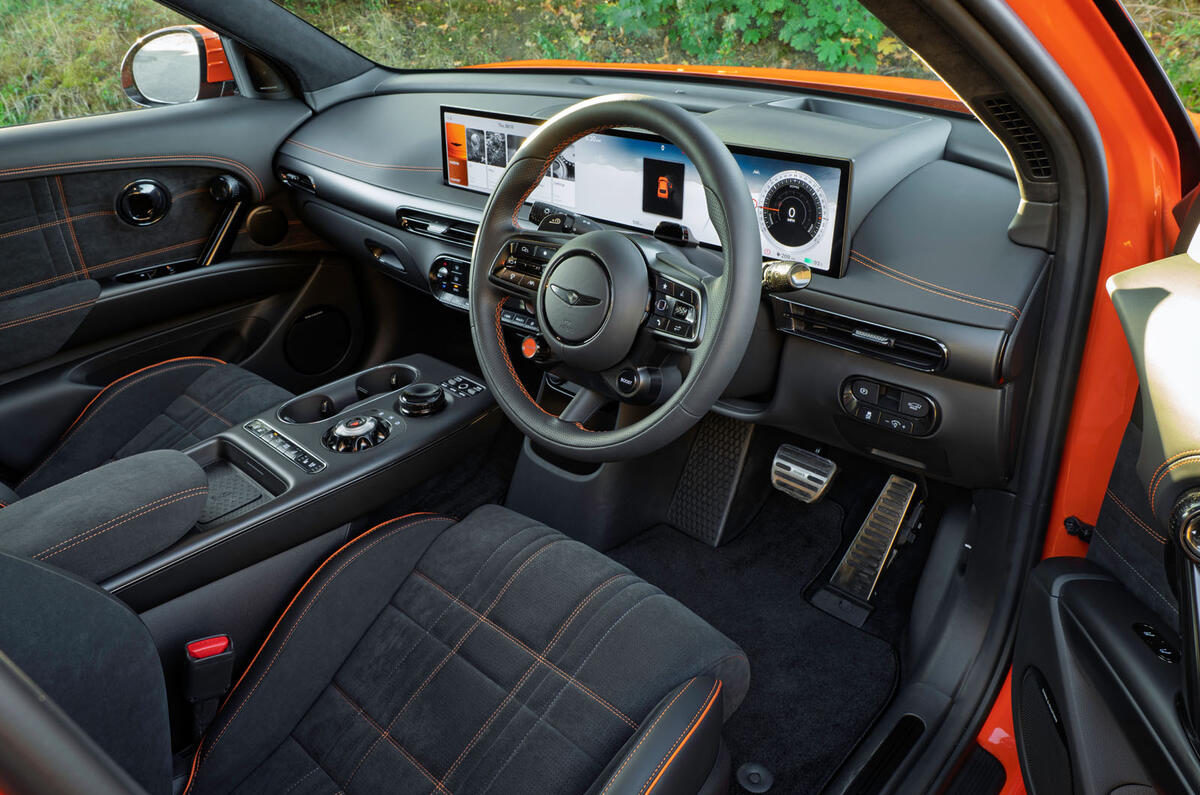 Genesis GV6 Magma review 2026 010