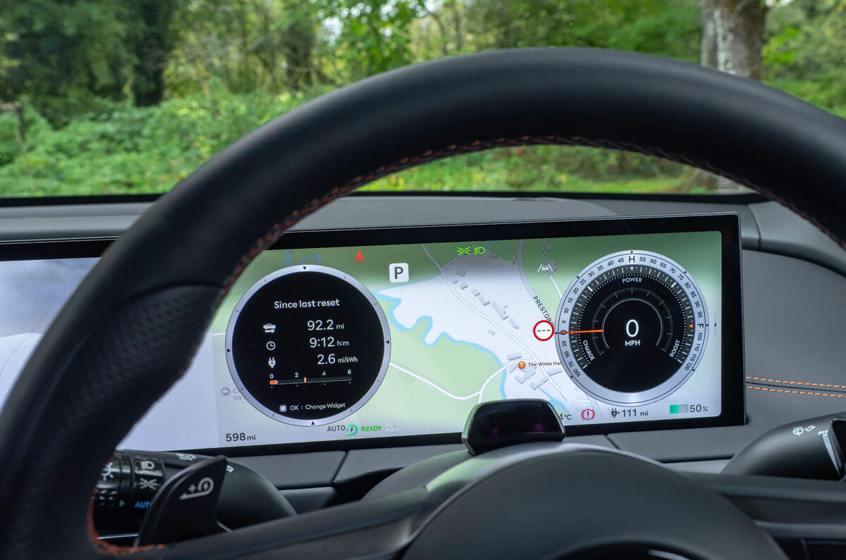 Genesis GV6 Magma review 2026 015
