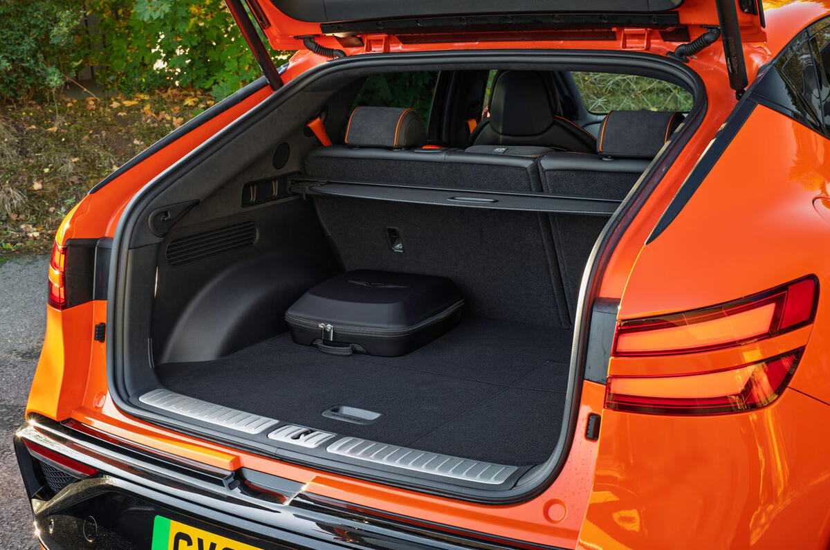 Genesis GV6 Magma review 2026 022