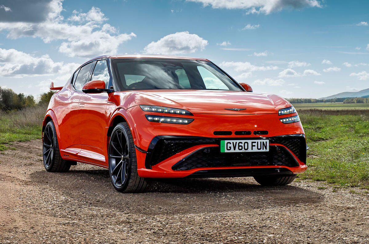 Genesis GV6 Magma review 2026 028