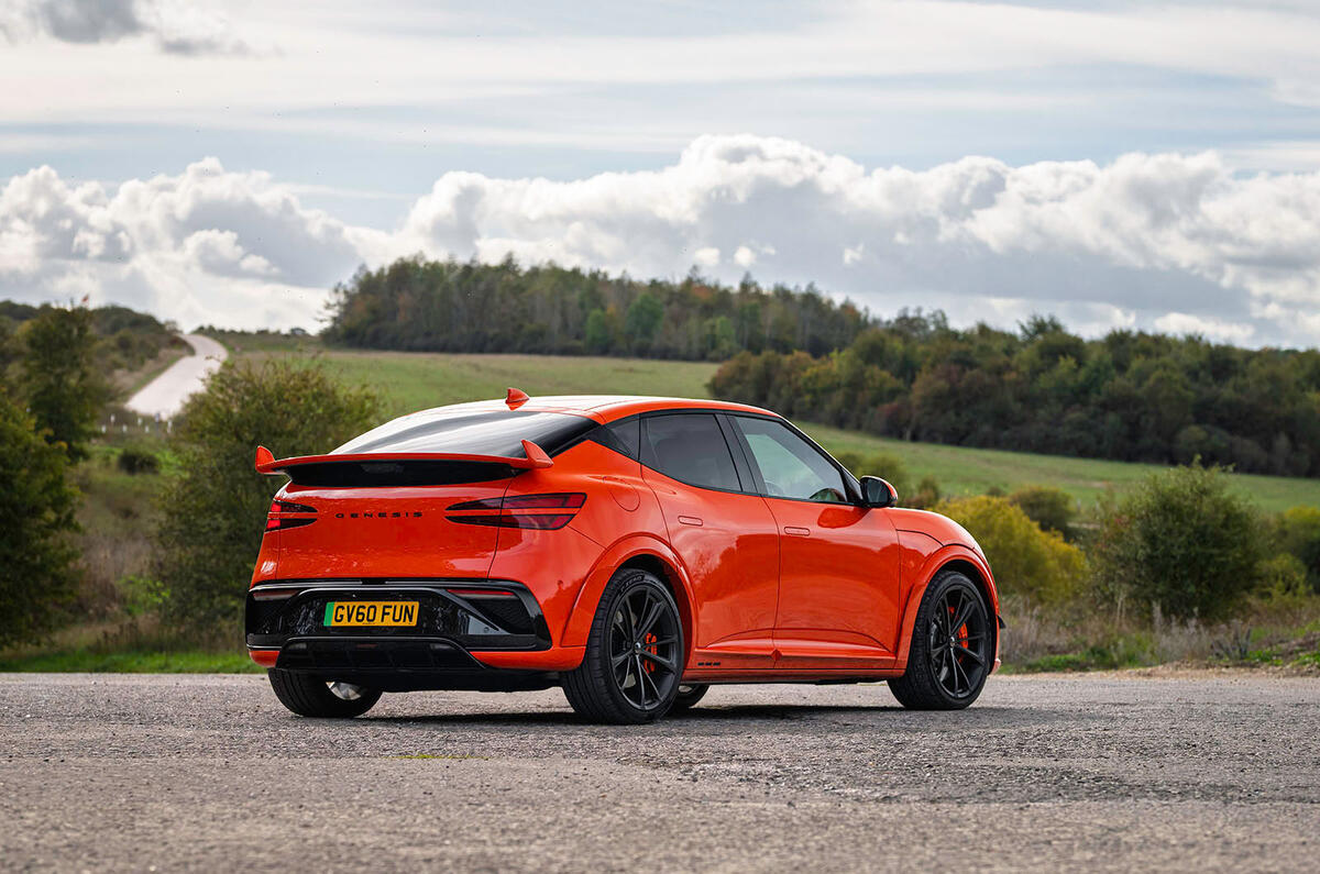 Genesis GV6 Magma review 2026 029