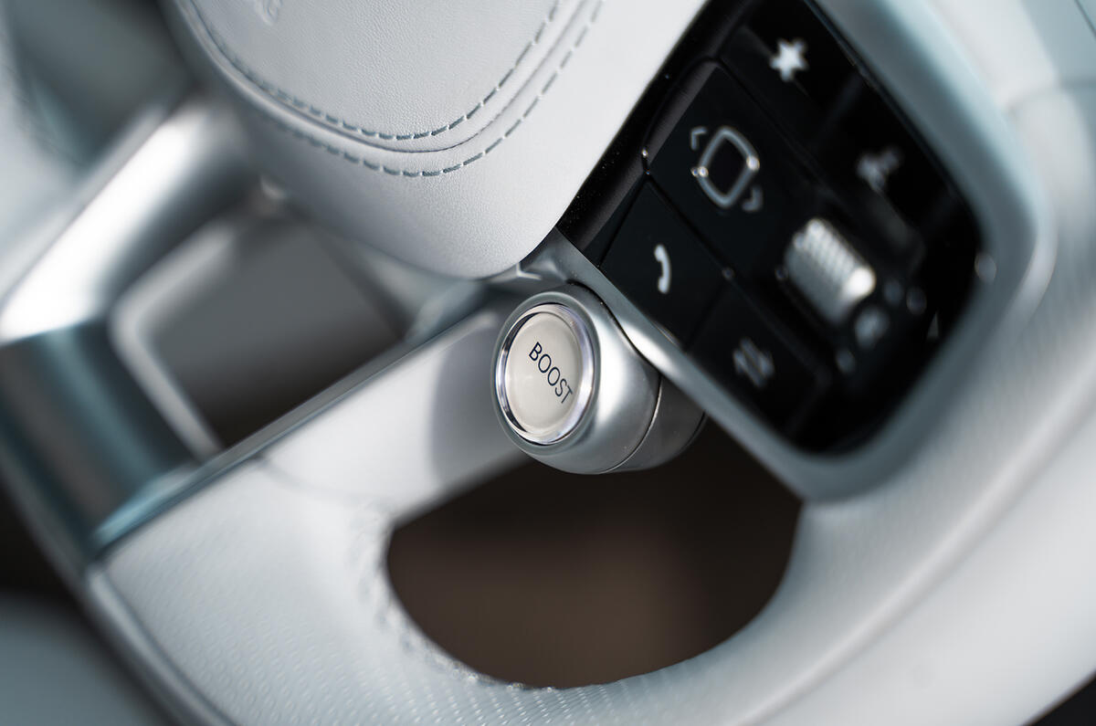 genesis gv70 electrified 010 genesis gv70 electrified 010