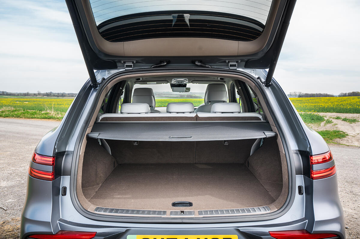 genesis gv70 electrified 011 genesis gv70 electrified 011