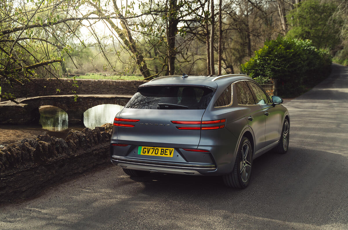 genesis gv70 electrified 015 genesis gv70 electrified 015
