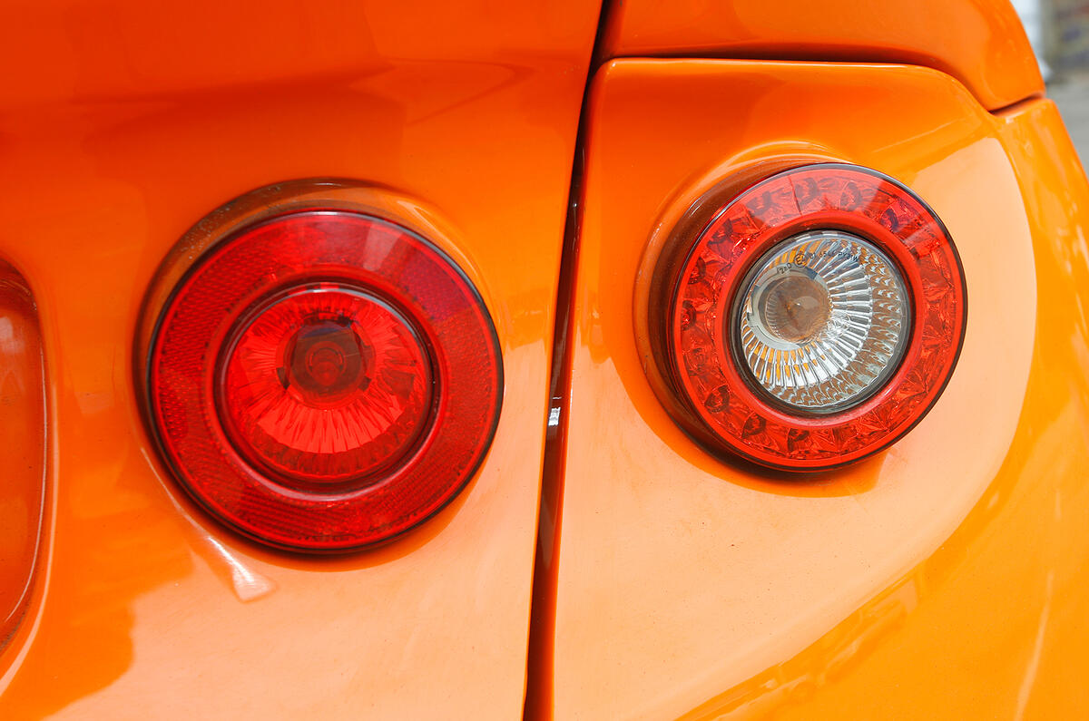 Ginetta G40 rear lights