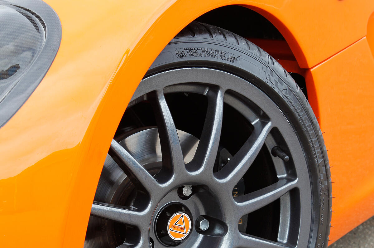 Ginetta G40 alloy wheels