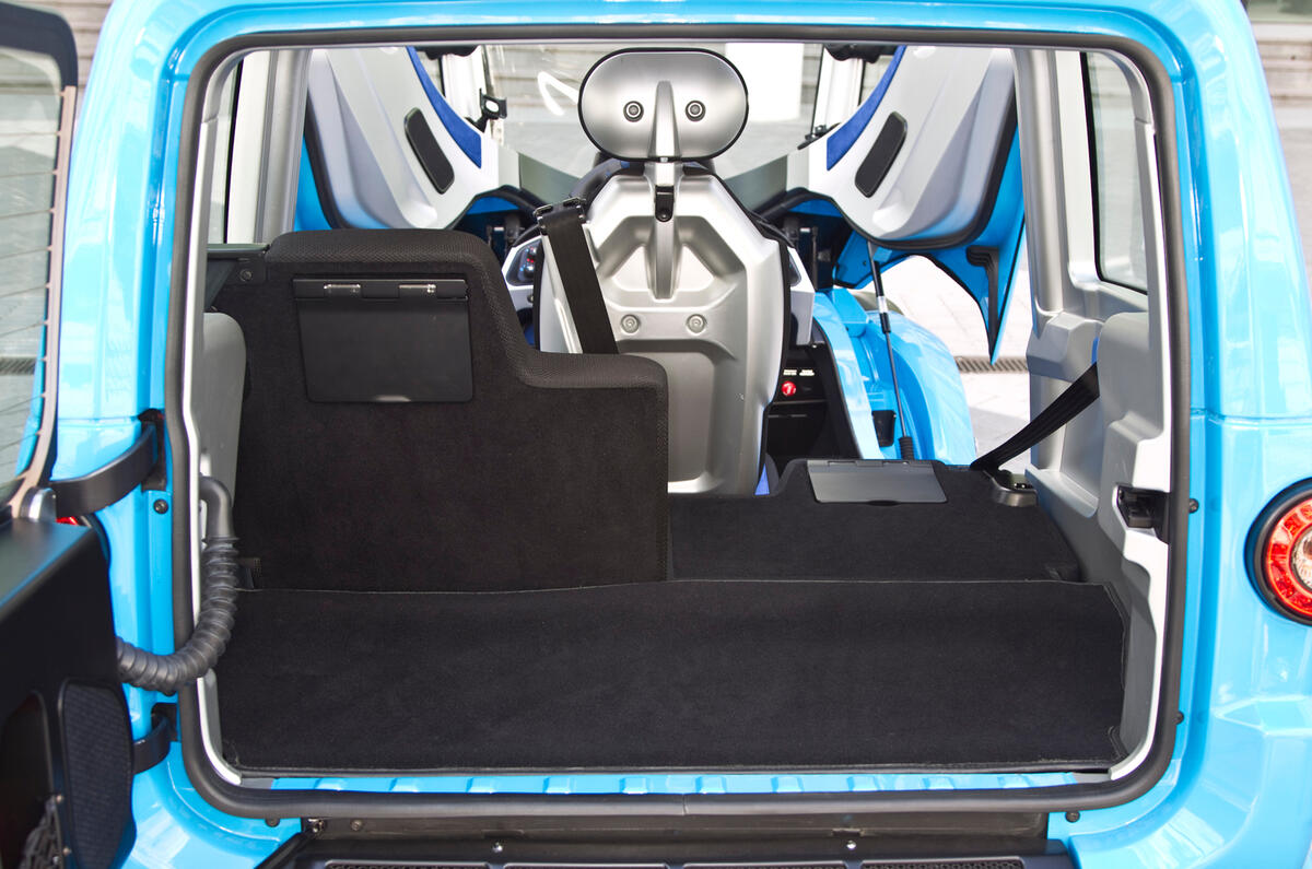 Murray T27 boot space