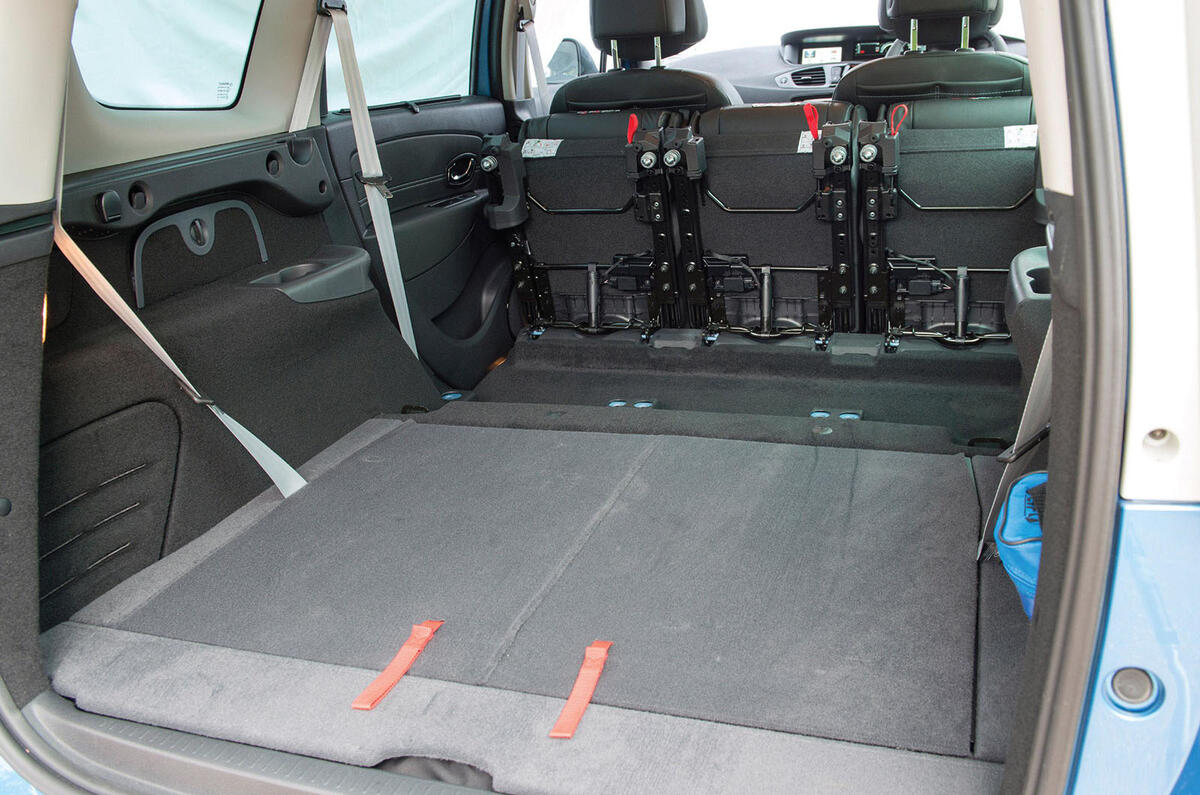 Renault Grand Scenic seat flexibility
