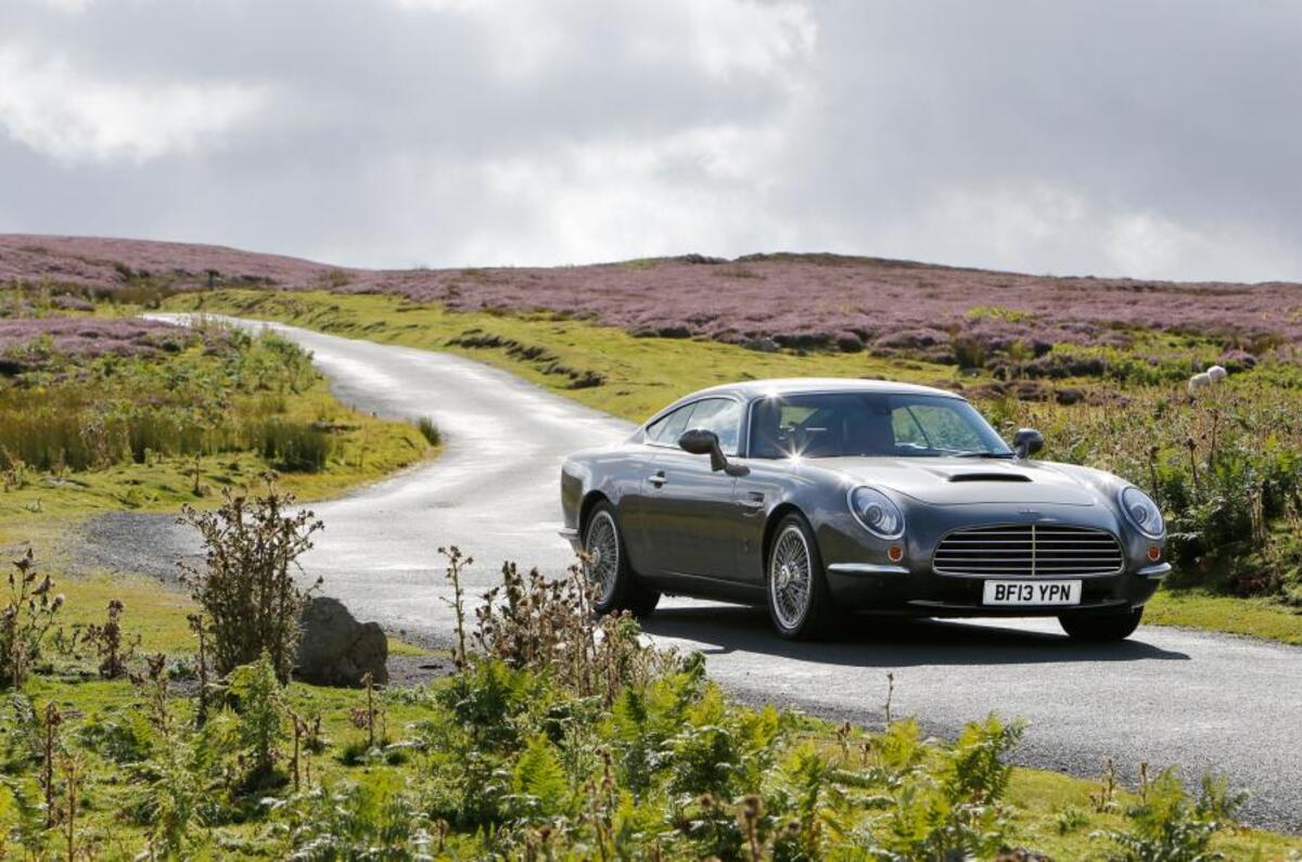 DB Speedback GT cornering