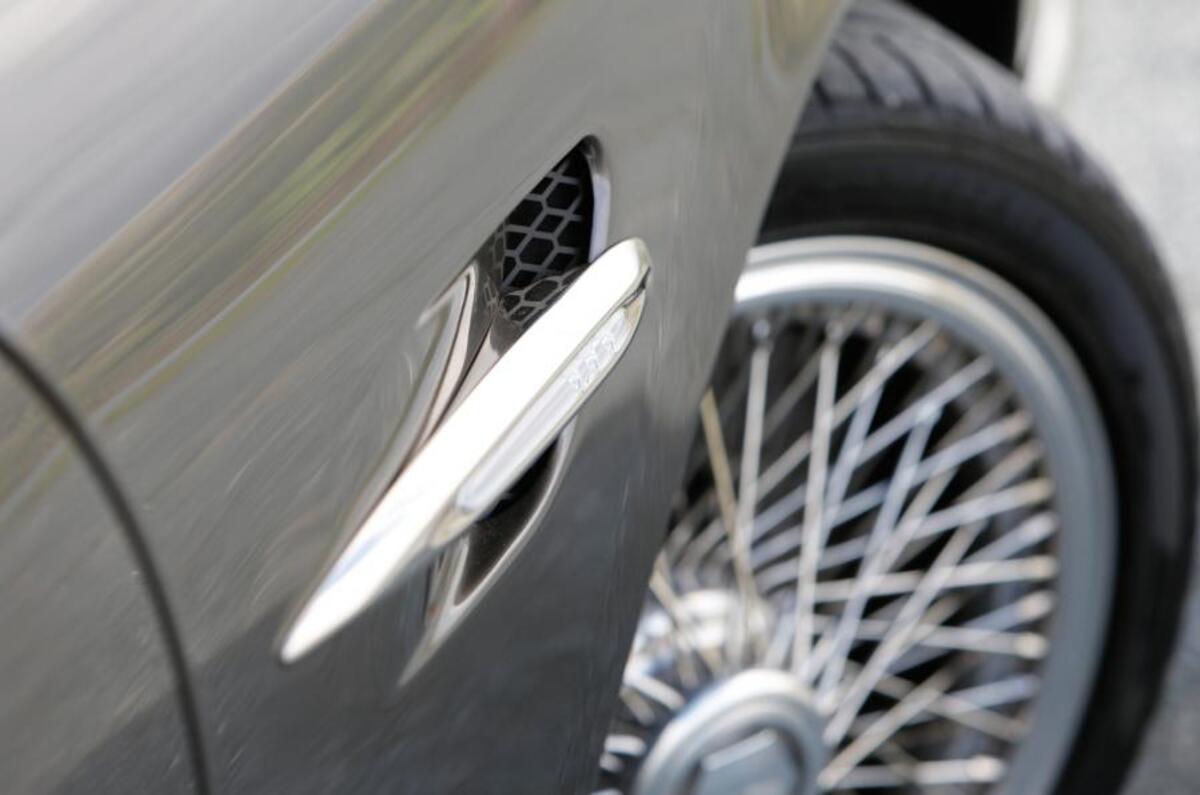Speedback GT spindle alloy wheels