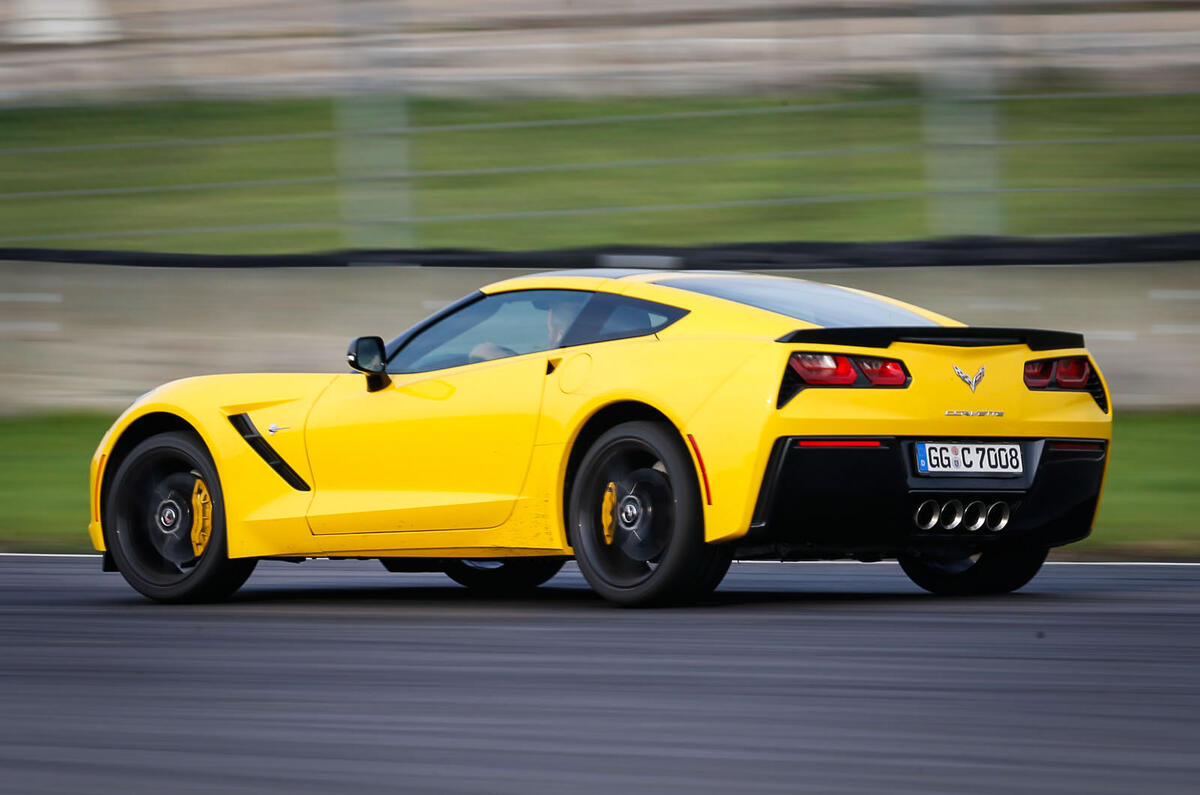 Britain’s Best Driver’s Car 2014 - the V8 muscle cars Britain’s Best Driver’s Car 2014 - the V8 muscle cars