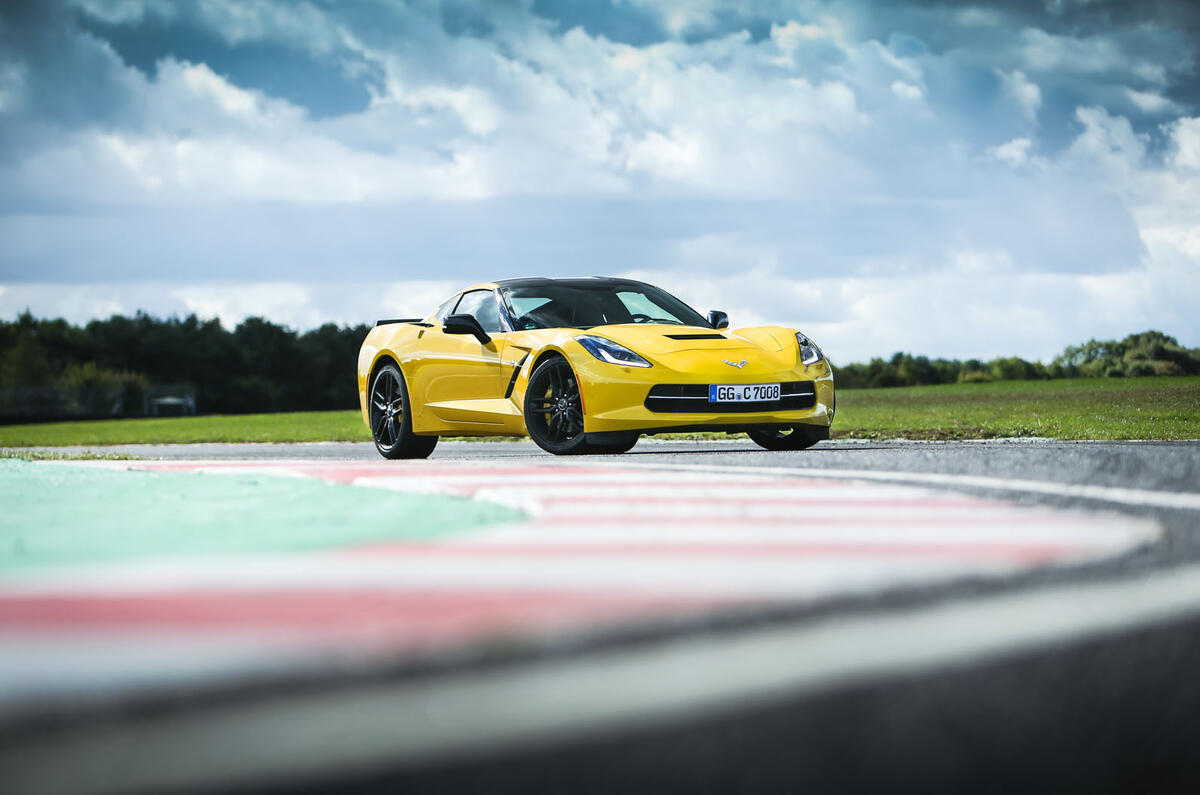 Britain’s Best Driver’s Car 2014 - the V8 muscle cars Britain’s Best Driver’s Car 2014 - the V8 muscle cars