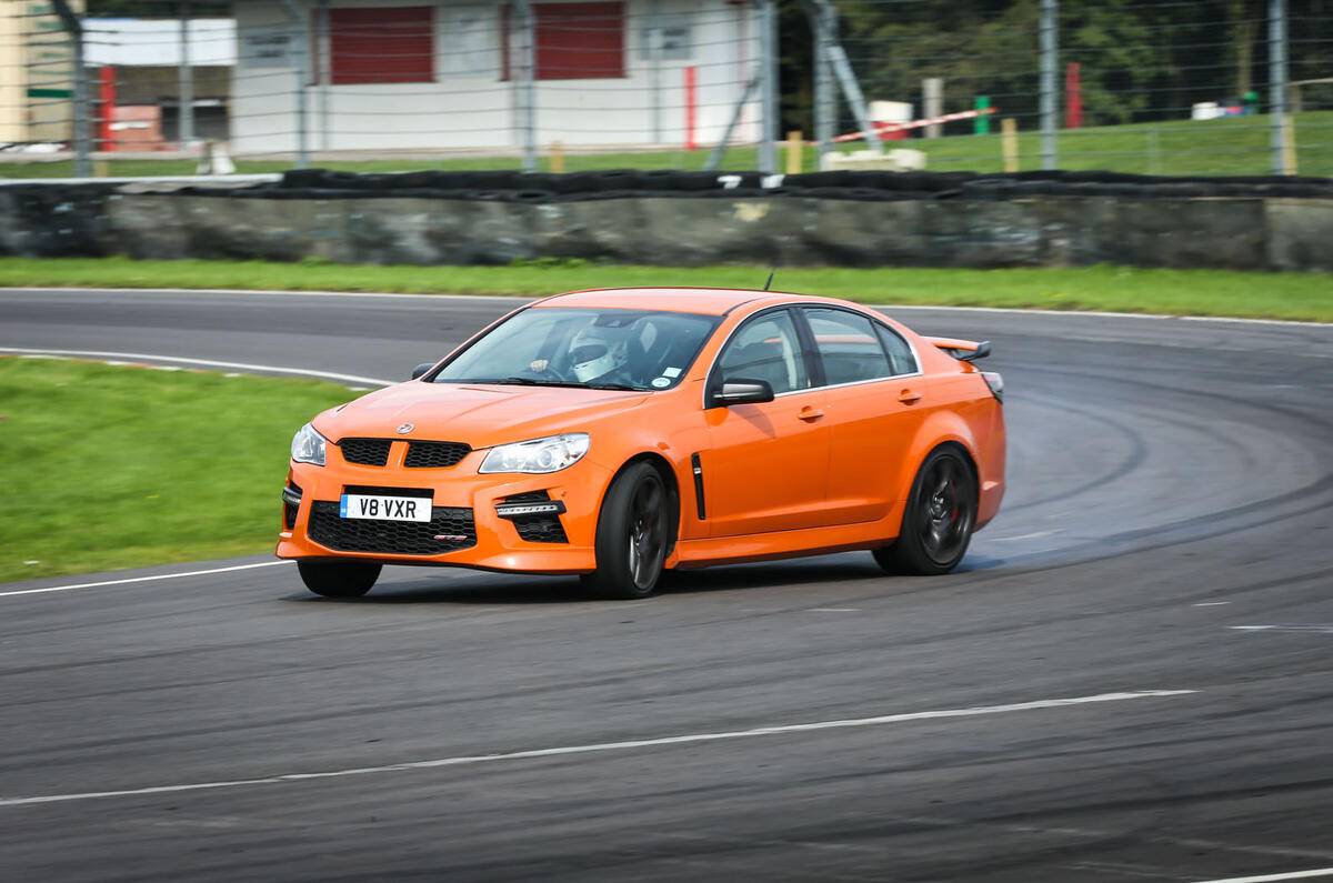 Britain’s Best Driver’s Car 2014 - the V8 muscle cars Britain’s Best Driver’s Car 2014 - the V8 muscle cars