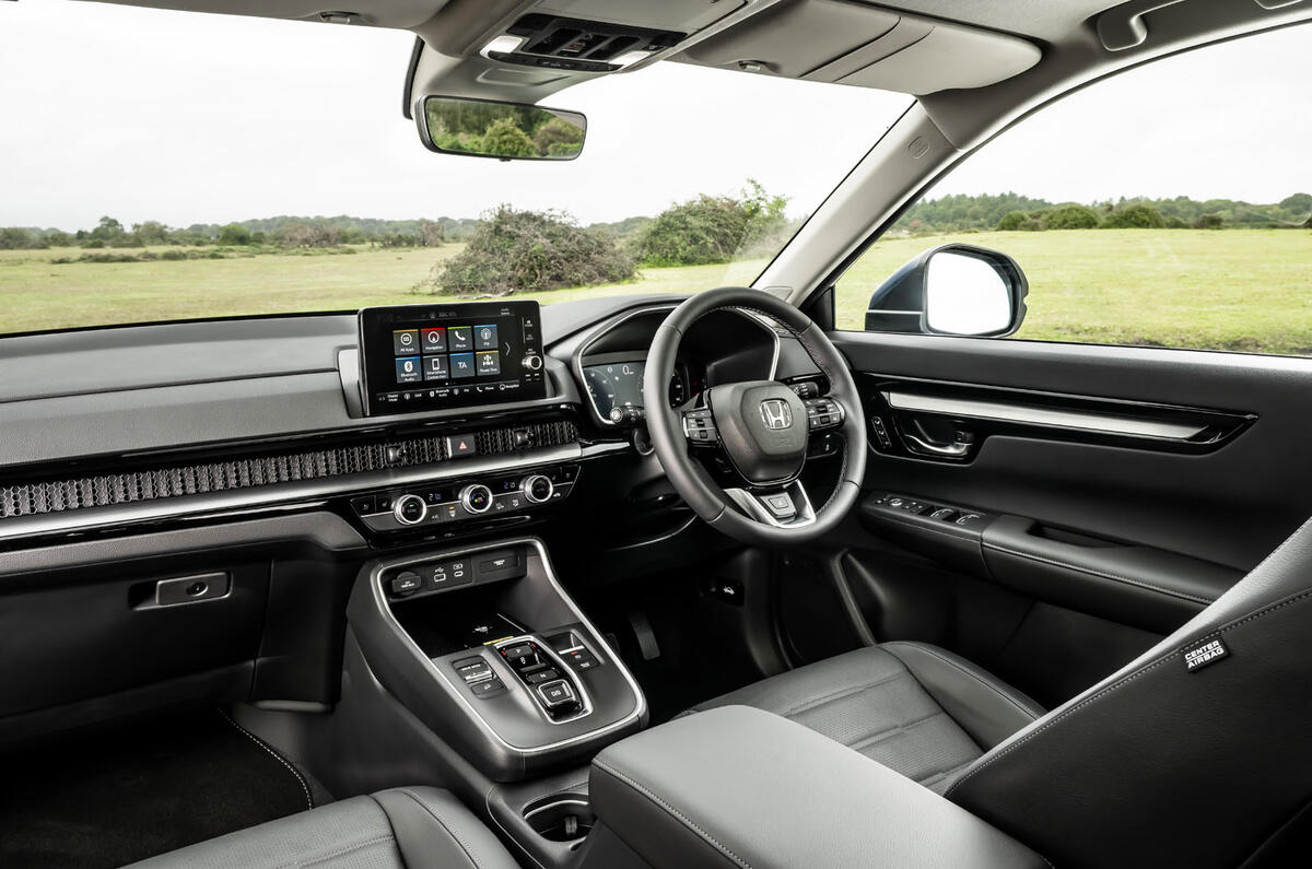 honda c rv review 2023 007 interior