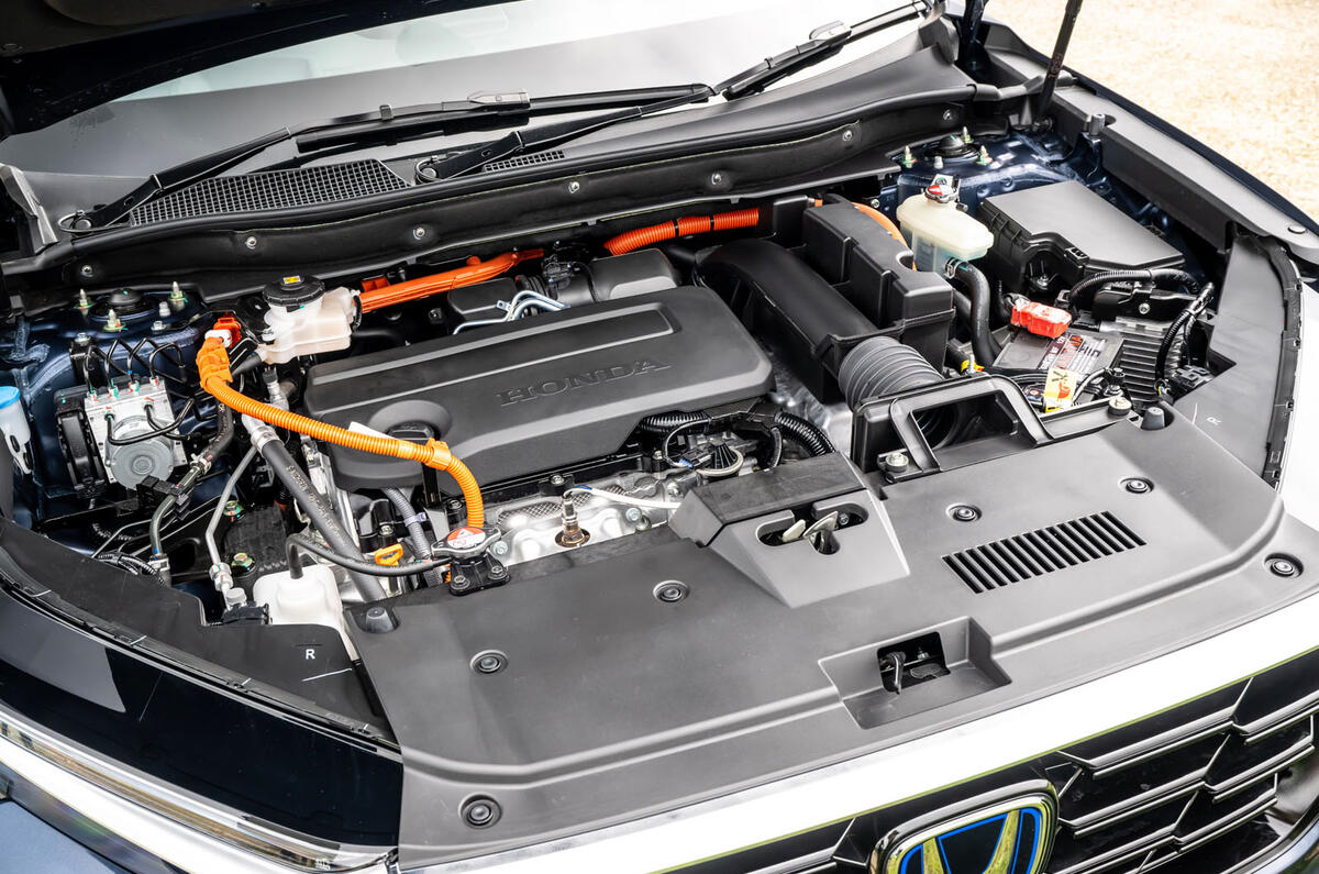 honda c rv review 2023 018 motor