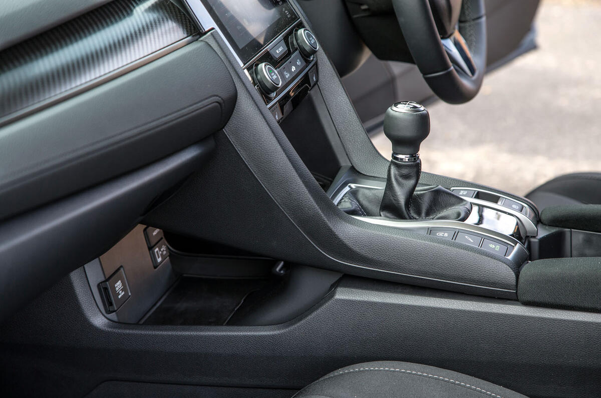 Honda Civic centre console