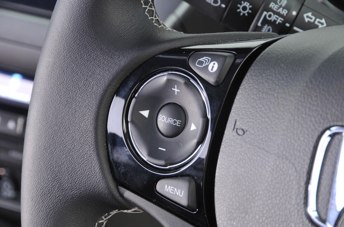 Honda Civic steering wheel audio controls